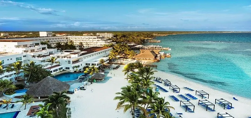 Be Live Experience Hamaca Beach Boca Chica 4*,